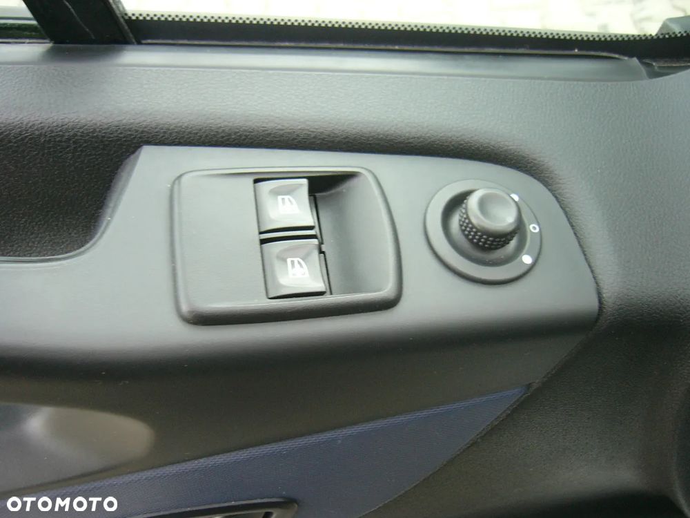 Opel Vivaro-B  Long 1,6 dci 125 Ps EURO6 - 11