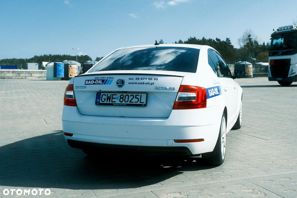 Skoda Octavia 1.5 TSI ACT Style DSG - 7