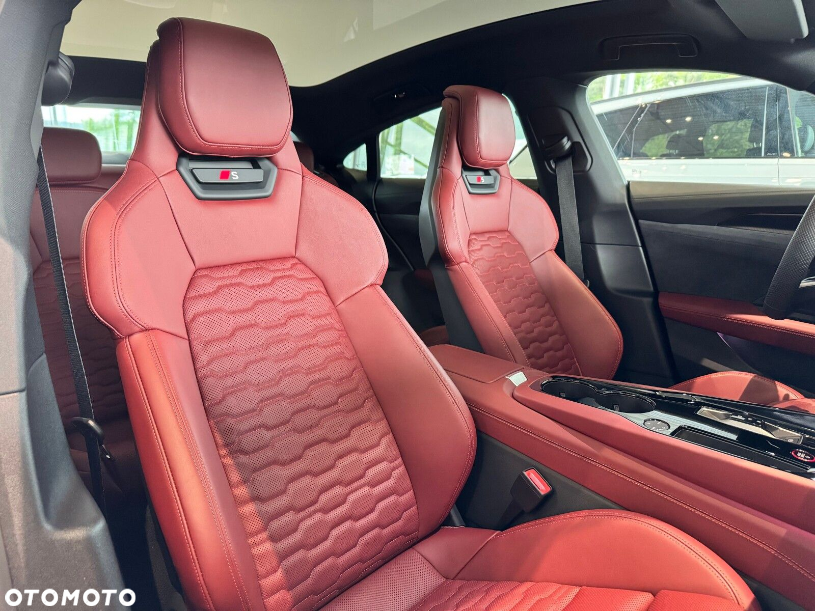 Audi e-tron GT 105kWh S Launch Edition Quattro - 11