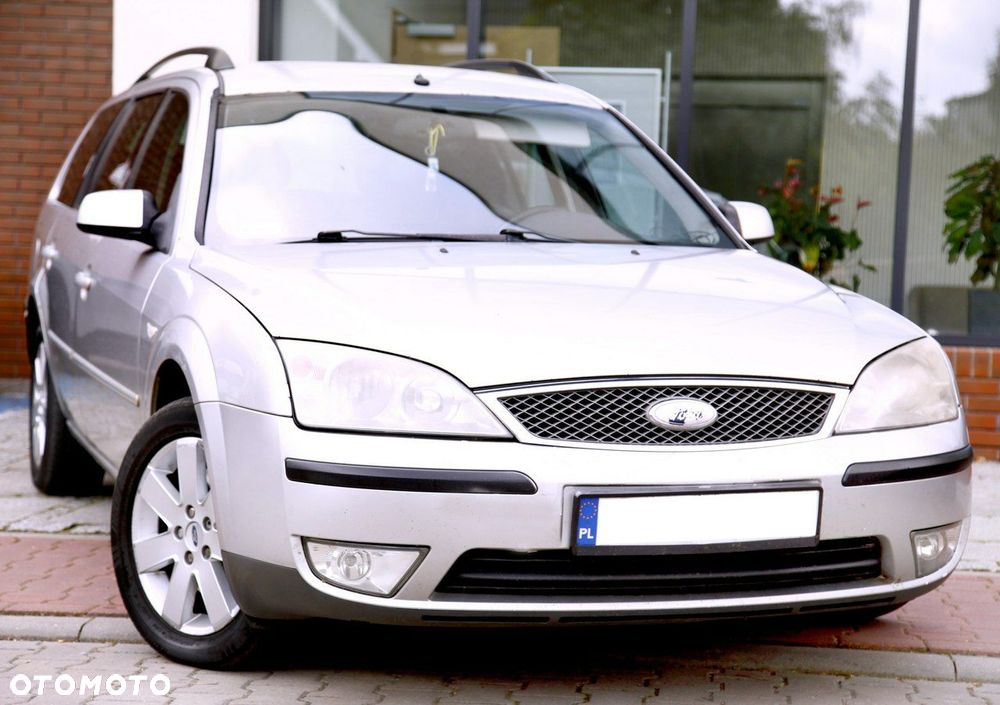 Ford Mondeo 2.0 TDCi Ghia - 13
