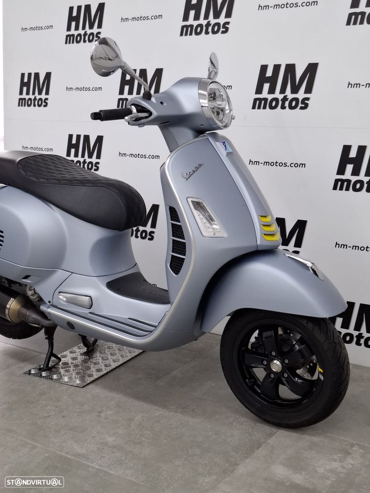 Vespa GTS Super TECH - 12