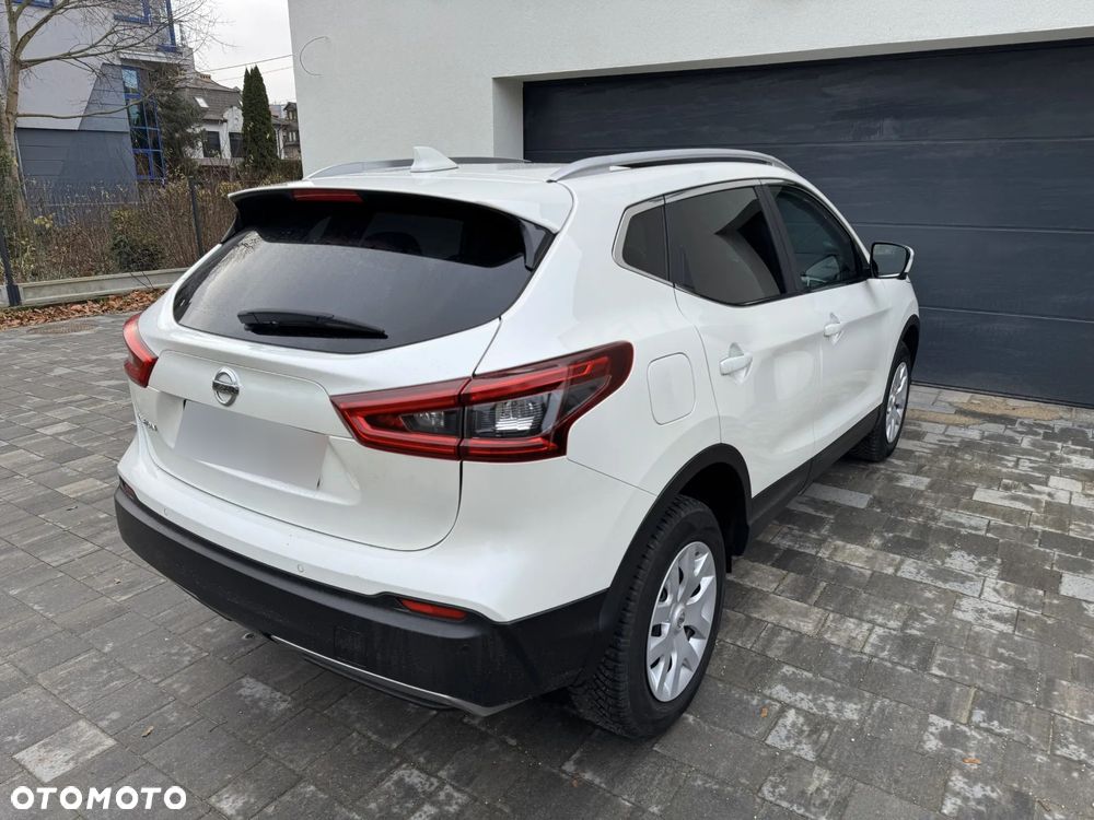 Nissan Qashqai 1.3 DIG-T N-CONNECTA - 4