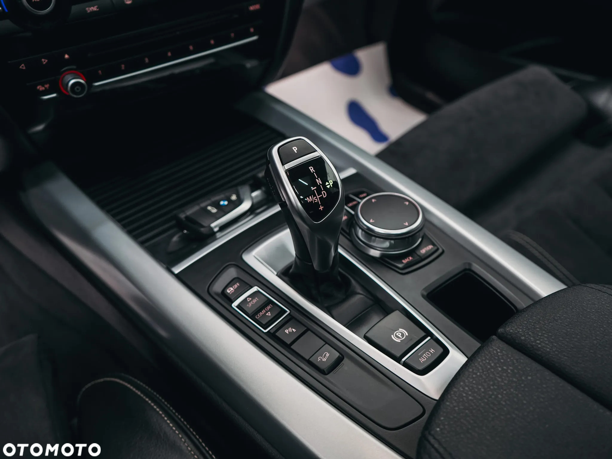 BMW X5 xDrive30d - 27