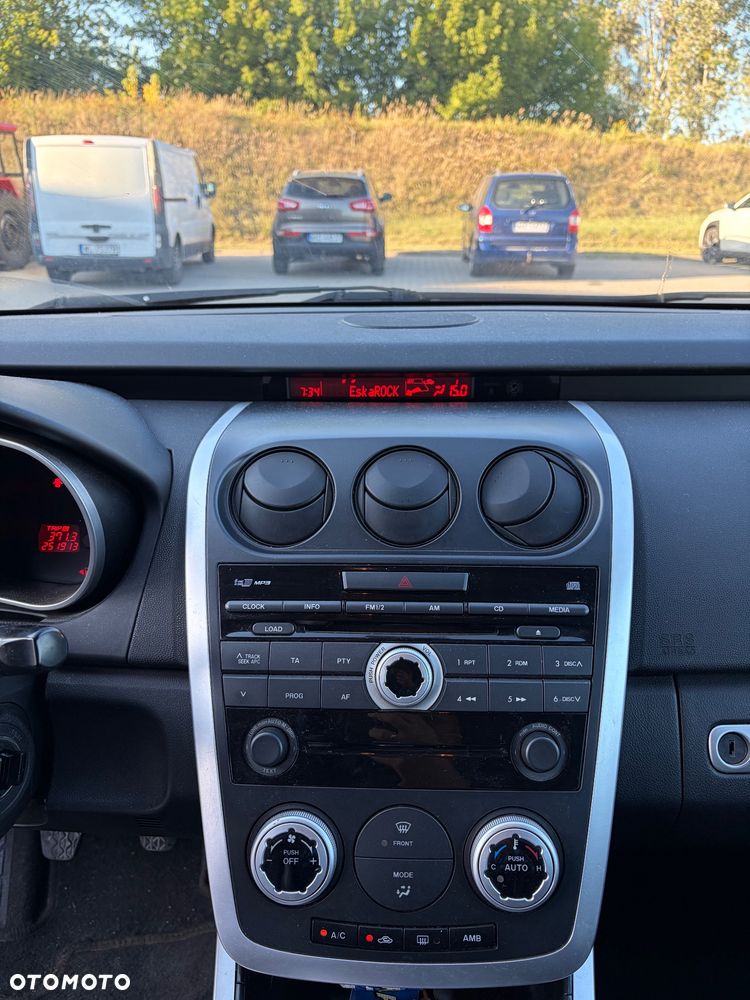 Mazda CX-7 - 11