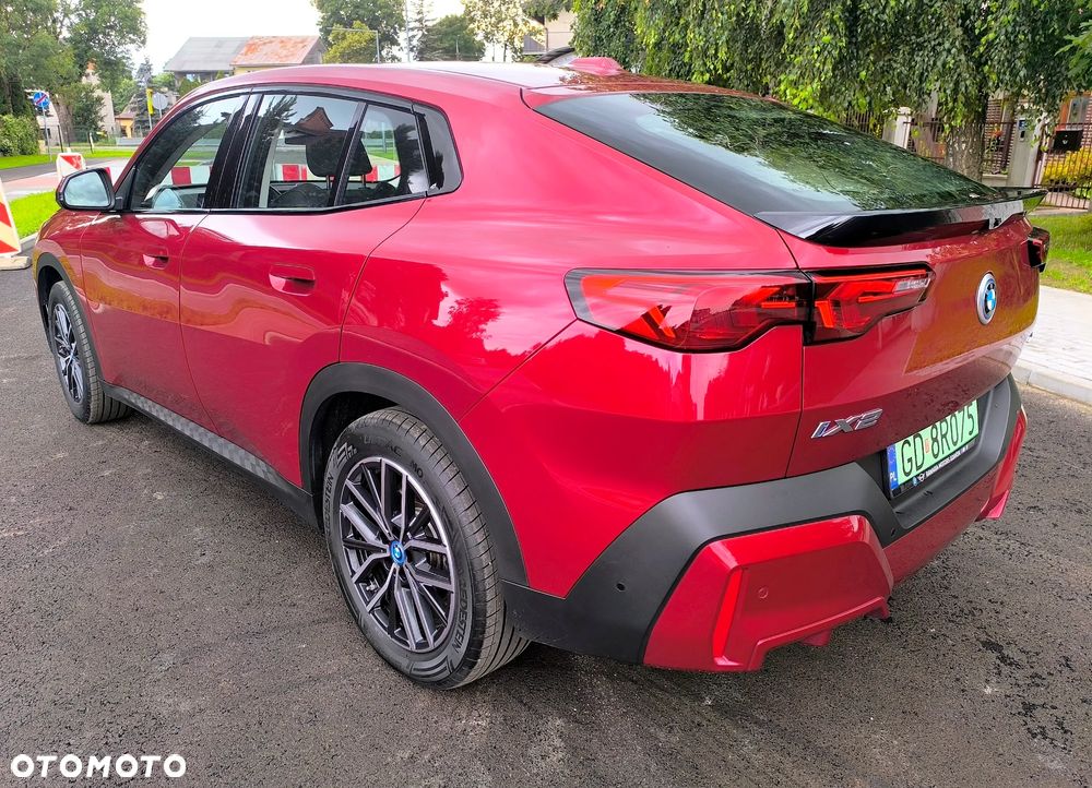 BMW iX2 - 7