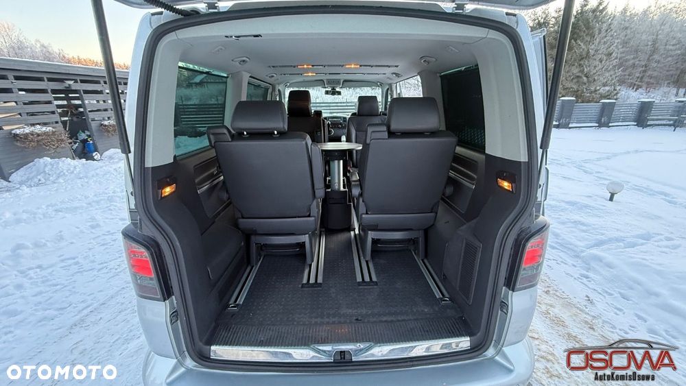 Volkswagen Multivan - 33