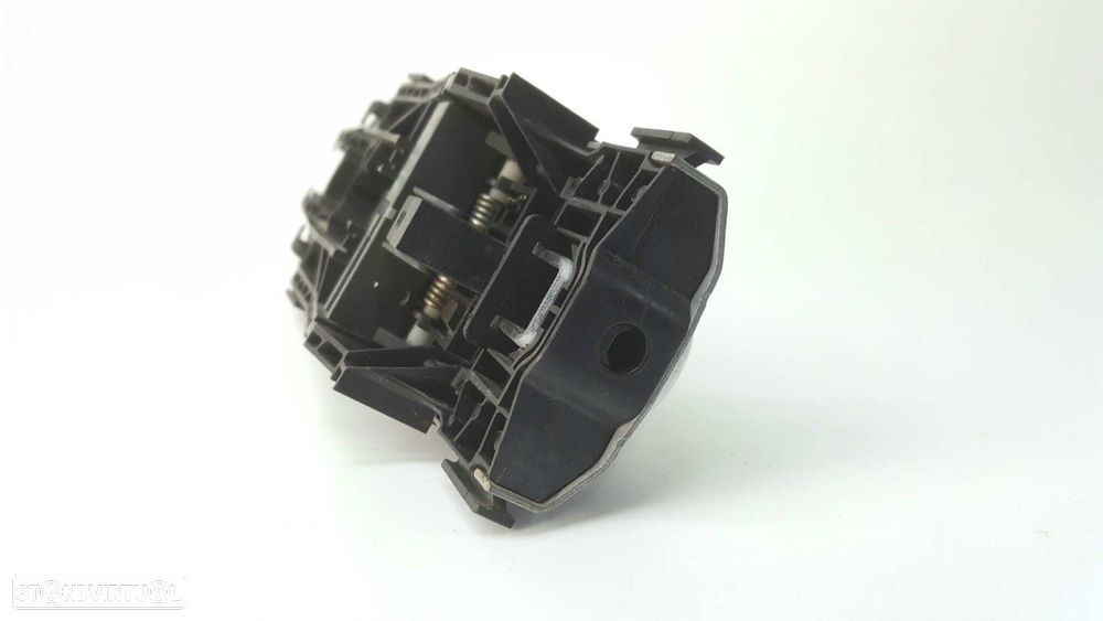 PUXADOR EXTERIOR TRASEIRO DIREITO SKODA YETI EXPERIENCE 4X4 - 6