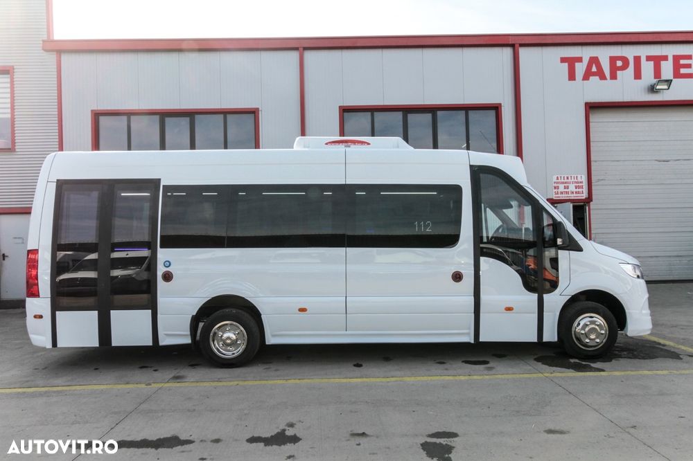 Mercedes-Benz Sprinter - 1