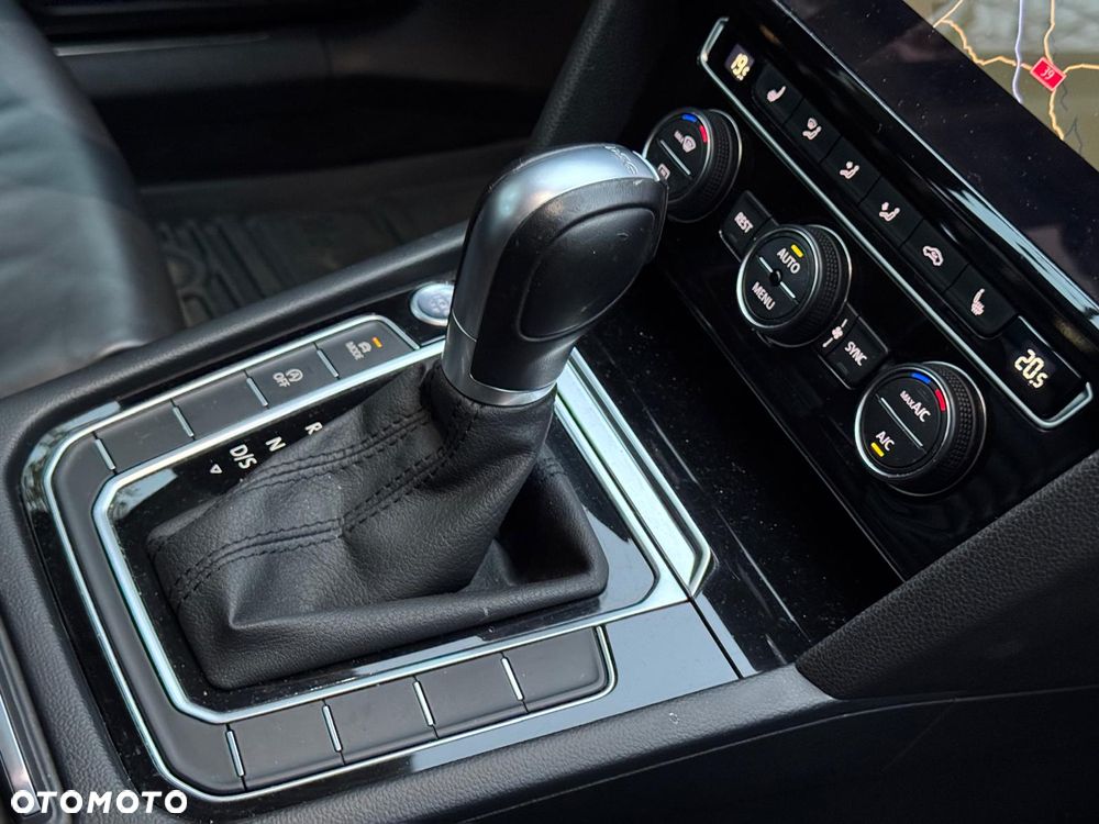 Volkswagen Passat 2.0 TSI BMT Highline DSG - 9