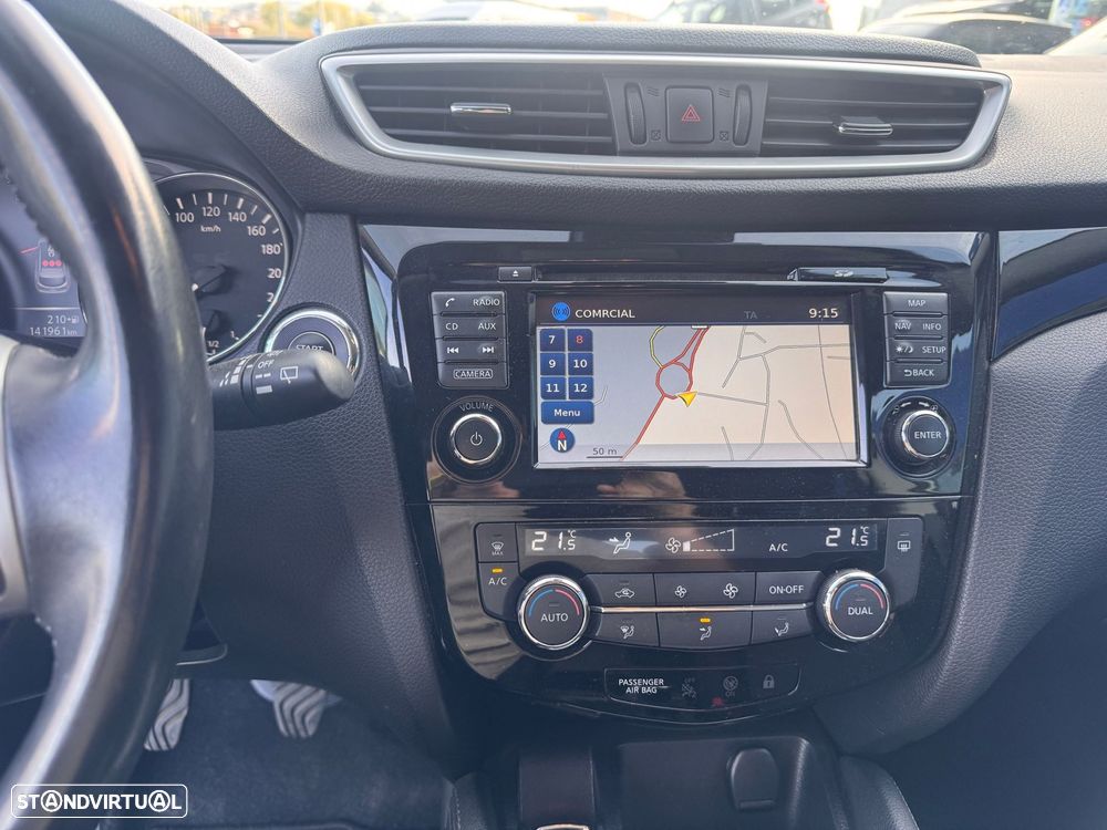 Nissan Qashqai 1.5 dCi N-Connecta 18 - 12