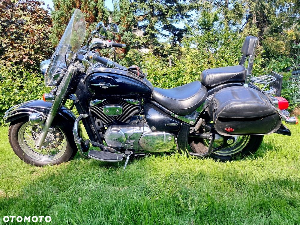 Suzuki VL 800 Volusia - 5