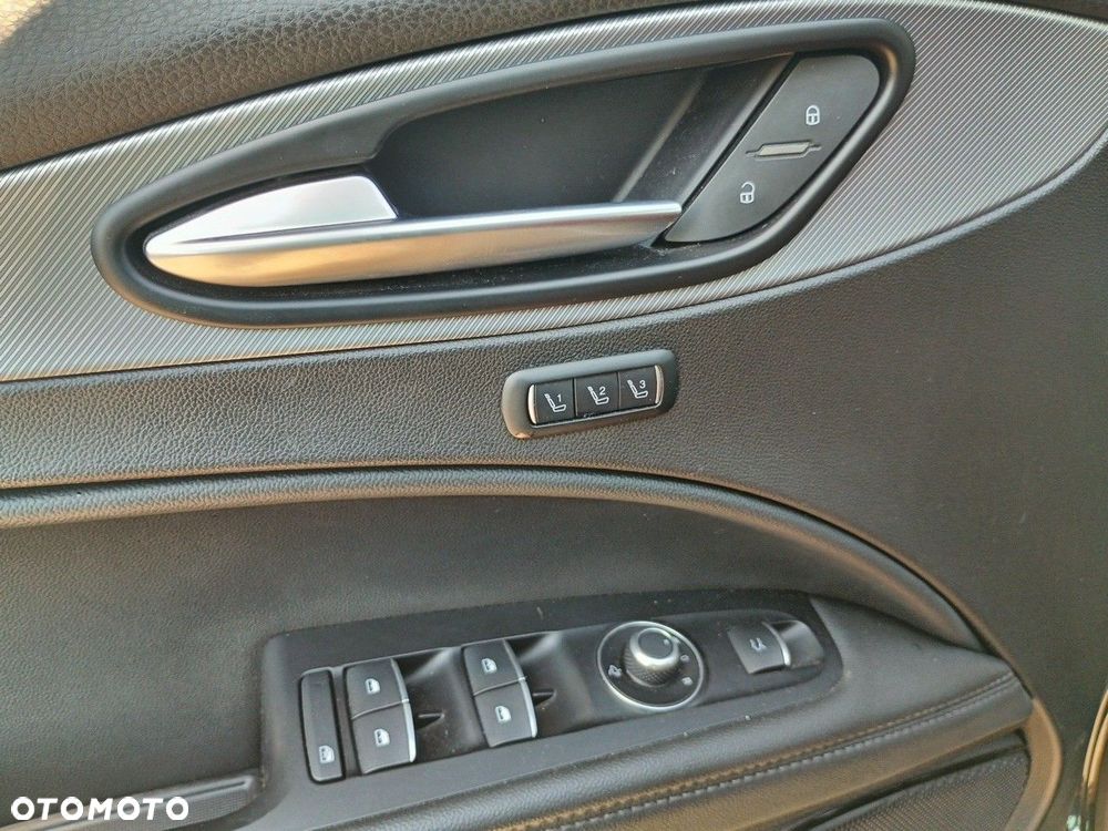 Alfa Romeo Stelvio 2.0 Turbo Veloce Q4 - 19