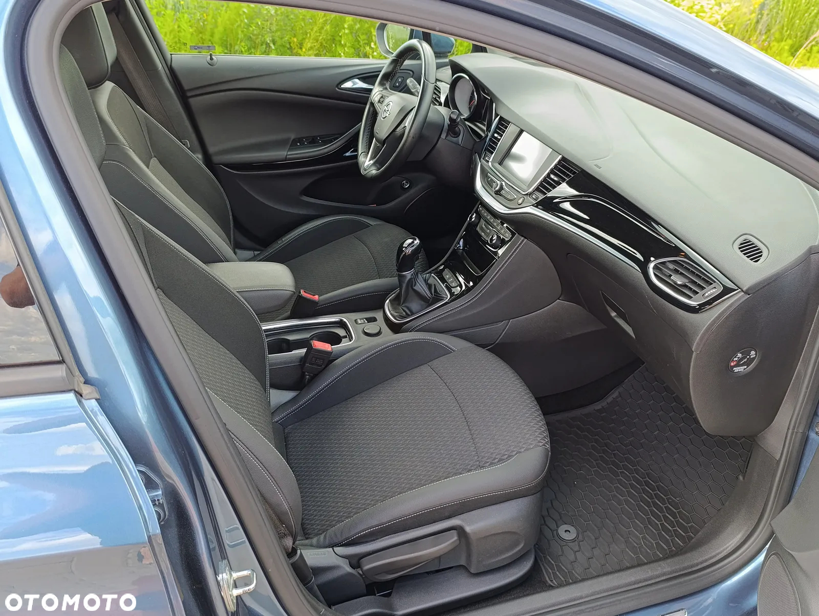Opel Astra V 1.6 CDTI Dynamic - 28