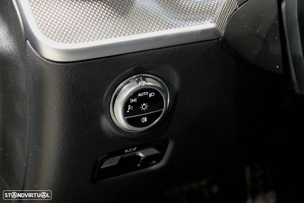 Mercedes-Benz C 300 de AMG Line - 16