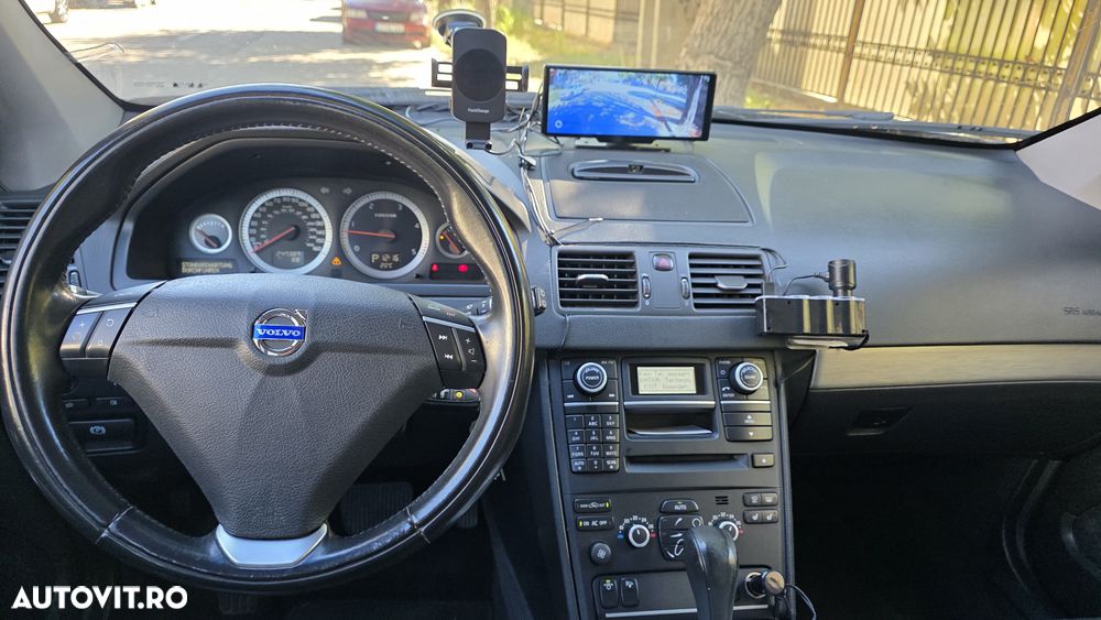 Volvo XC 90 - 7