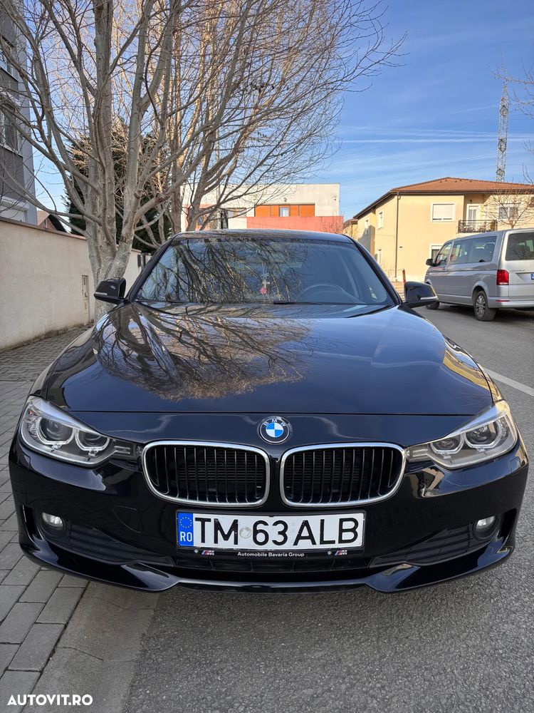 BMW Seria 3 318d DPF Aut. - 4