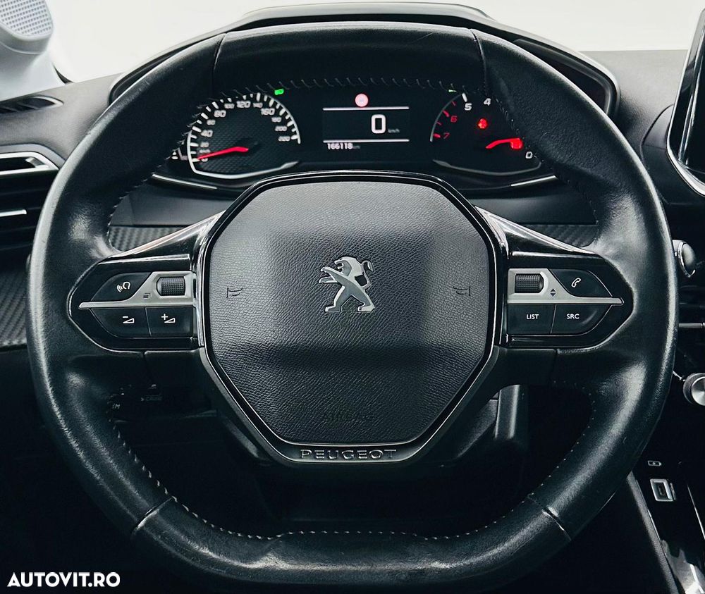 Peugeot 208 BlueHDi 100 Allure Pack - 33