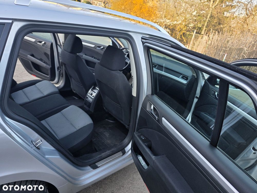 Skoda Superb 1.8 TSI Active DSG - 9
