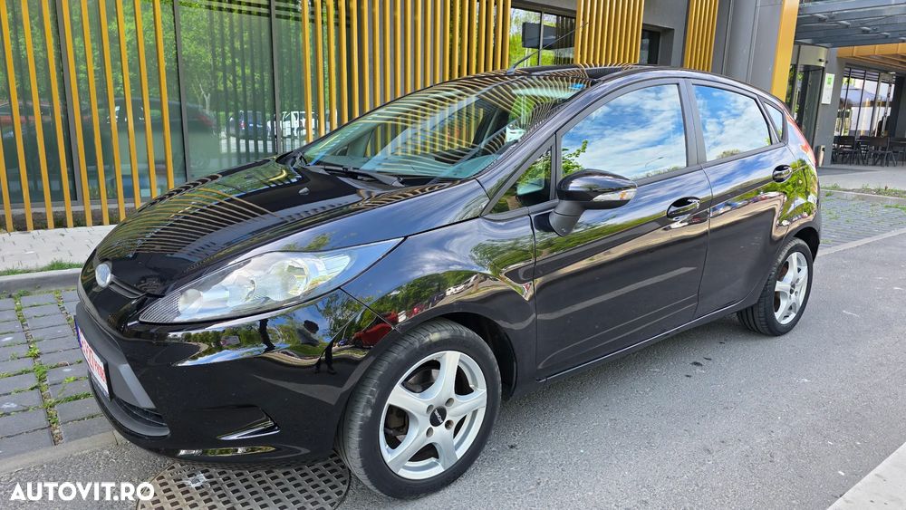 Ford Fiesta 1.4i Titanium - 13