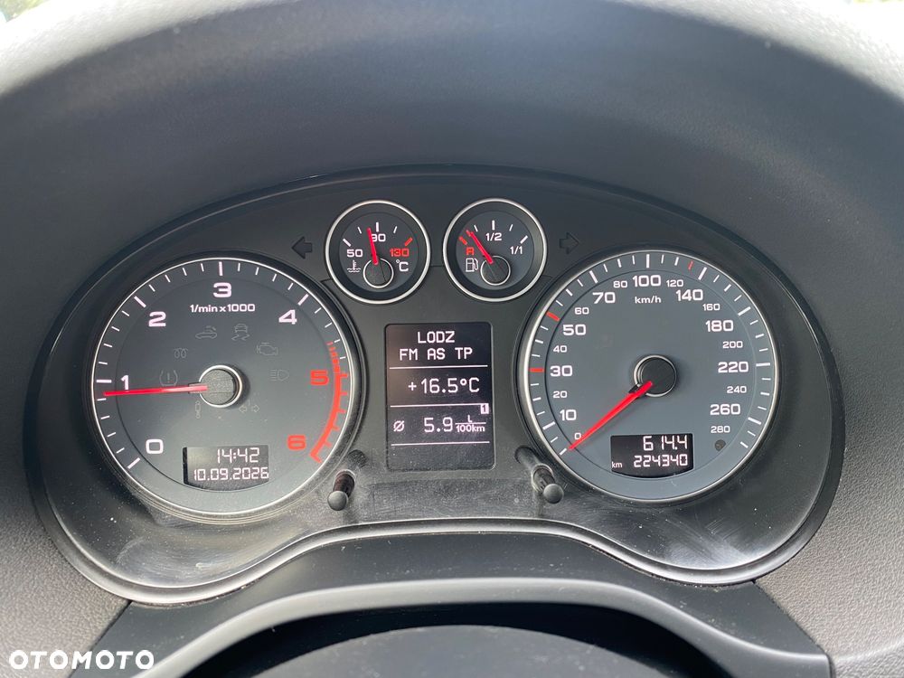 Audi A3 Sportback 2.0 TDI Ambiente - 16