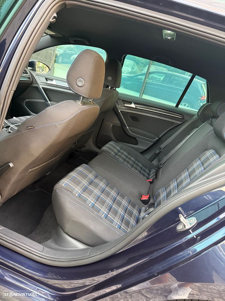 VW Golf 1.4 GTE Plug-in - 6