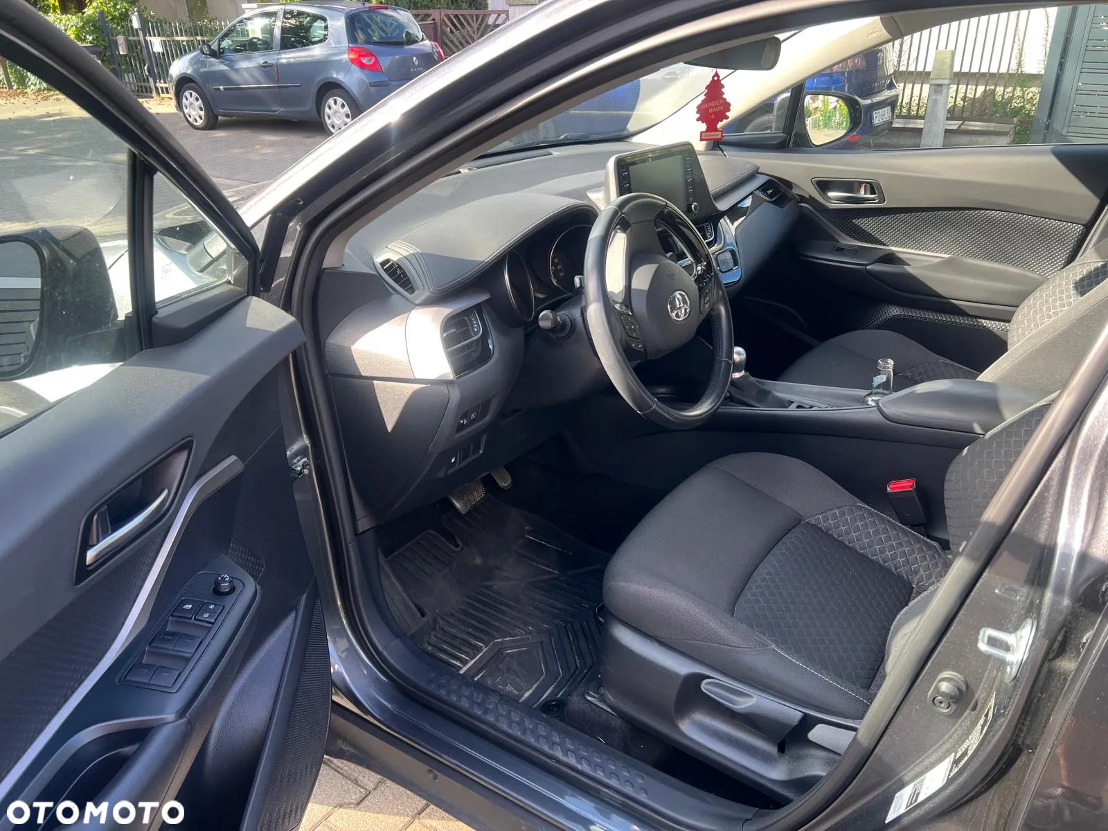 Toyota C-HR - 7
