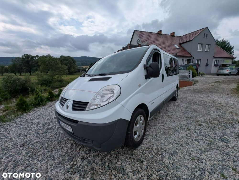 Renault Trafic - 2