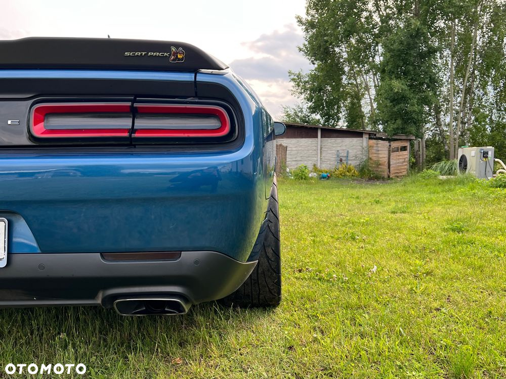 Dodge Challenger 6.4 Scat Pack - 7