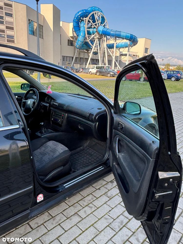 Volkswagen Passat 1.9 TDI Basis - 6