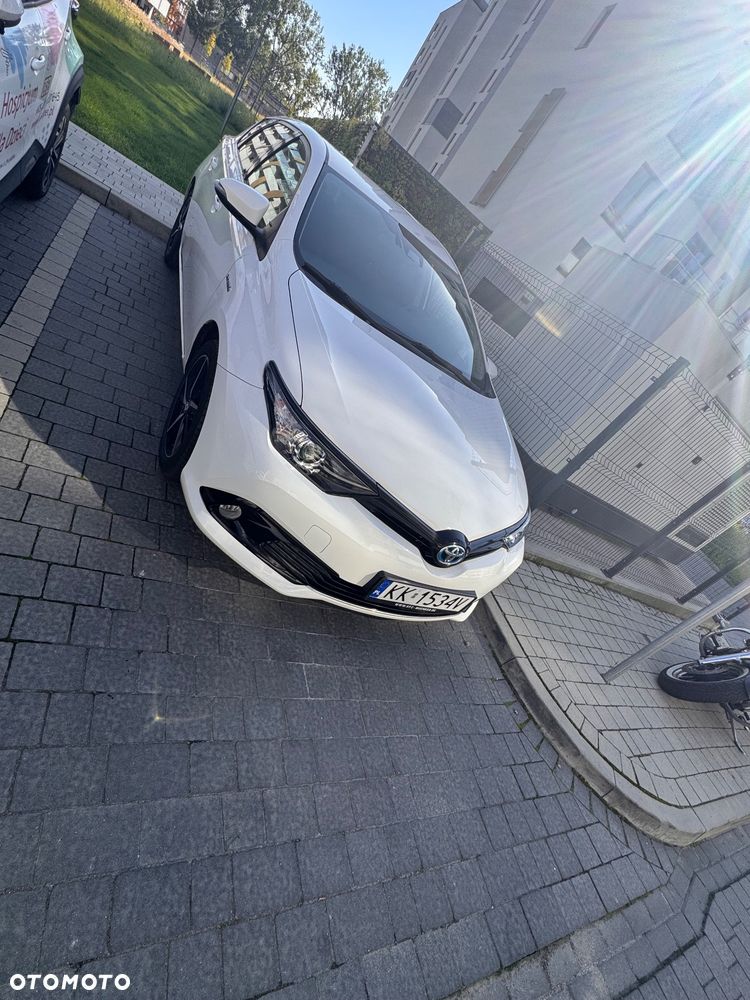 Toyota Auris - 2
