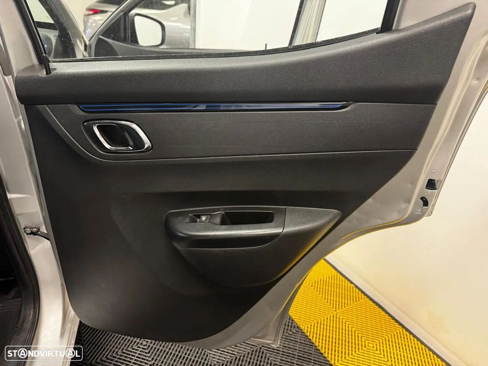 Dacia Spring Comfort - 36