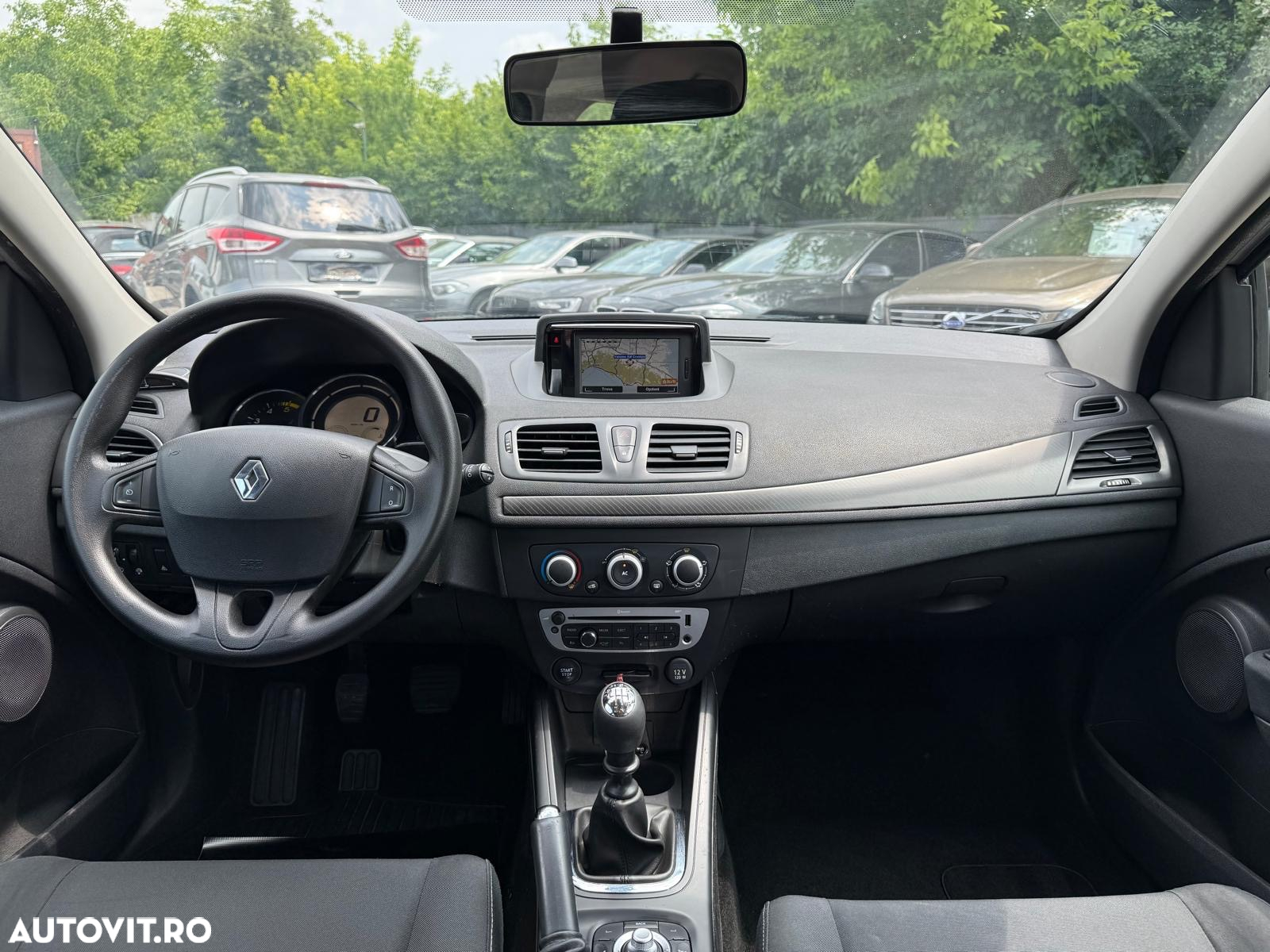 Renault Megane - 5