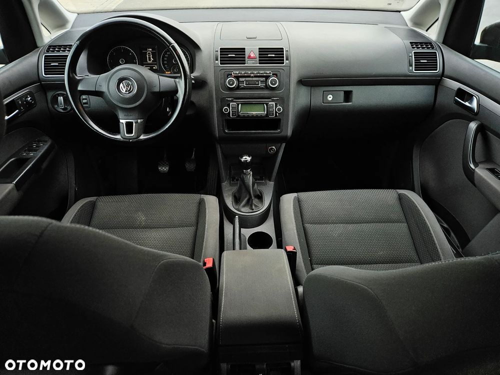 Volkswagen Touran 1.6 TDI DPF BlueMotion Technology Comfortline - 20