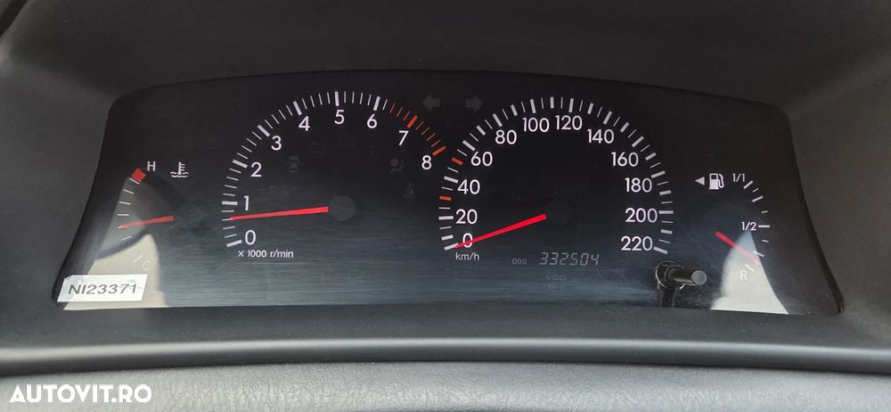 Toyota Corolla 1.6 Sdn. Xellence - 22