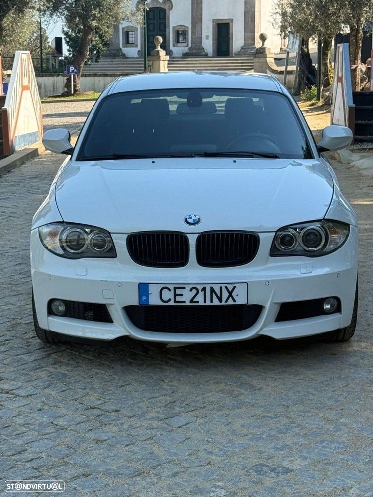 BMW 118 d Pack M - 1