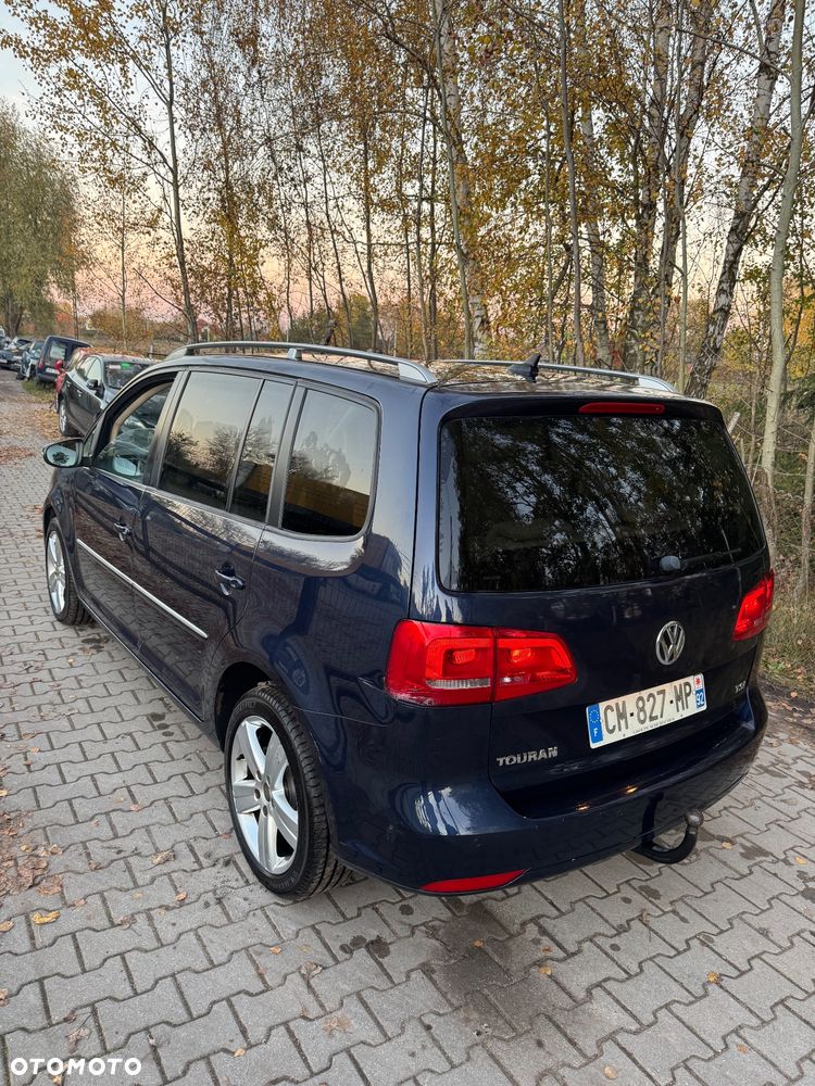 Volkswagen Touran - 5