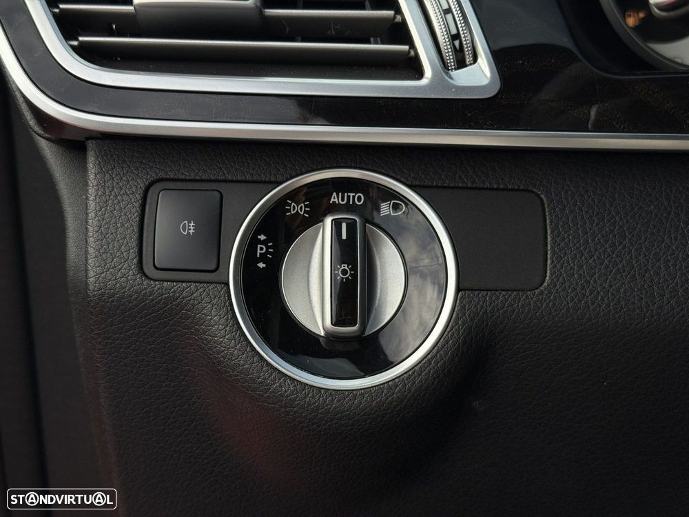 Mercedes-Benz E 300 Bluetec Hybrid Avantgarde - 9