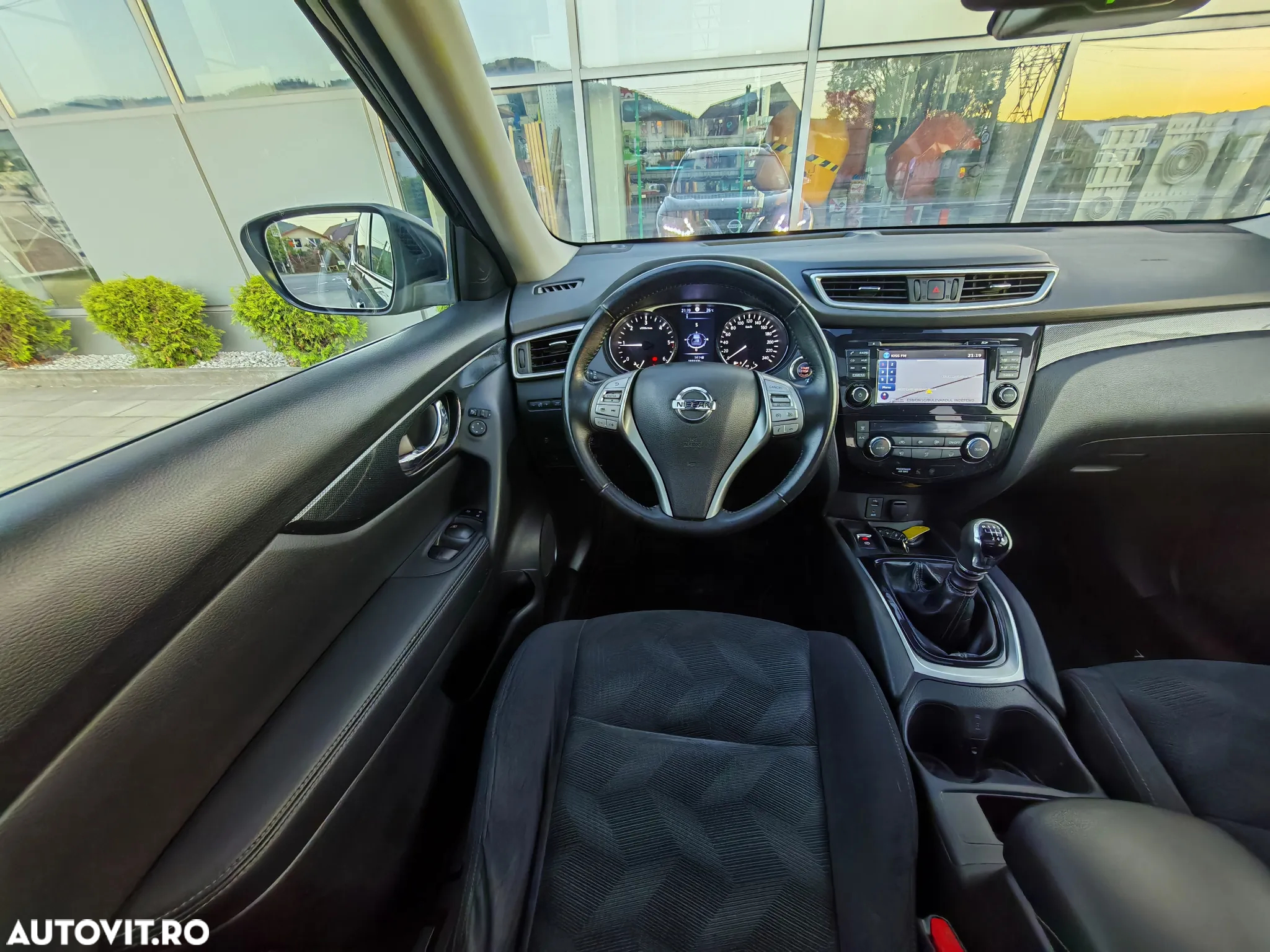 Nissan X-Trail 1.6 dCi 360 - 6