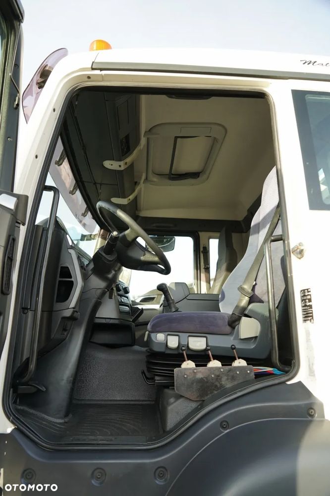 MAN TGS 35.440 / 8X4 / WYWROTKA TYLNOZSYPOWA / HYDROKLAPA / MANUAL  / EURO 5 - 26