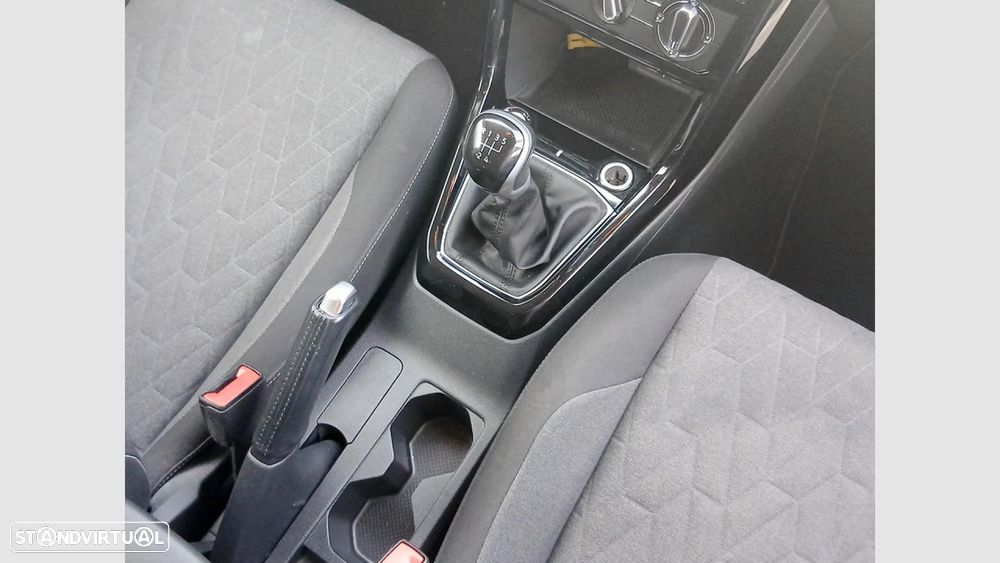 VW T-Cross 1.0 TSI Life - 23
