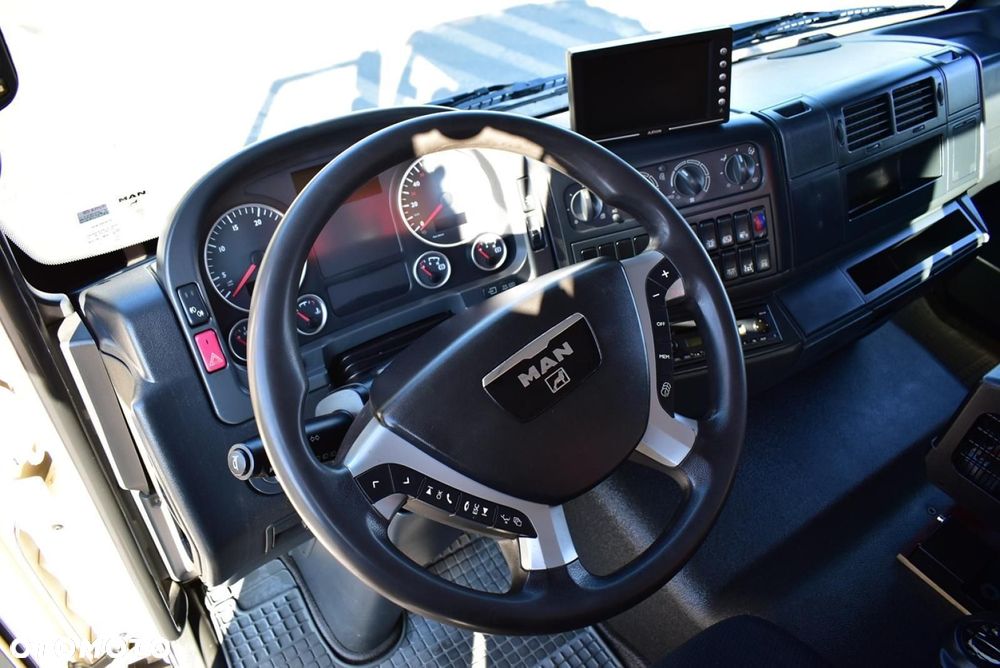 MAN TGM 18.340 4x4 PALFINGER PK 18002 HDS Żuraw Wciągarka - 18