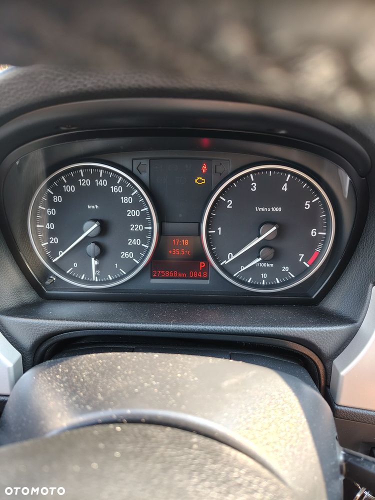 BMW Seria 3 318i - 10