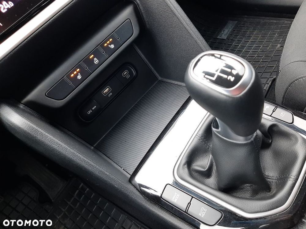 Kia Sportage 1.6 T-GDI L 2WD - 17