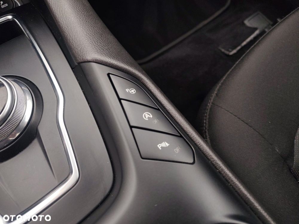 Ford Mondeo 2.0 EcoBlue Titanium - 25