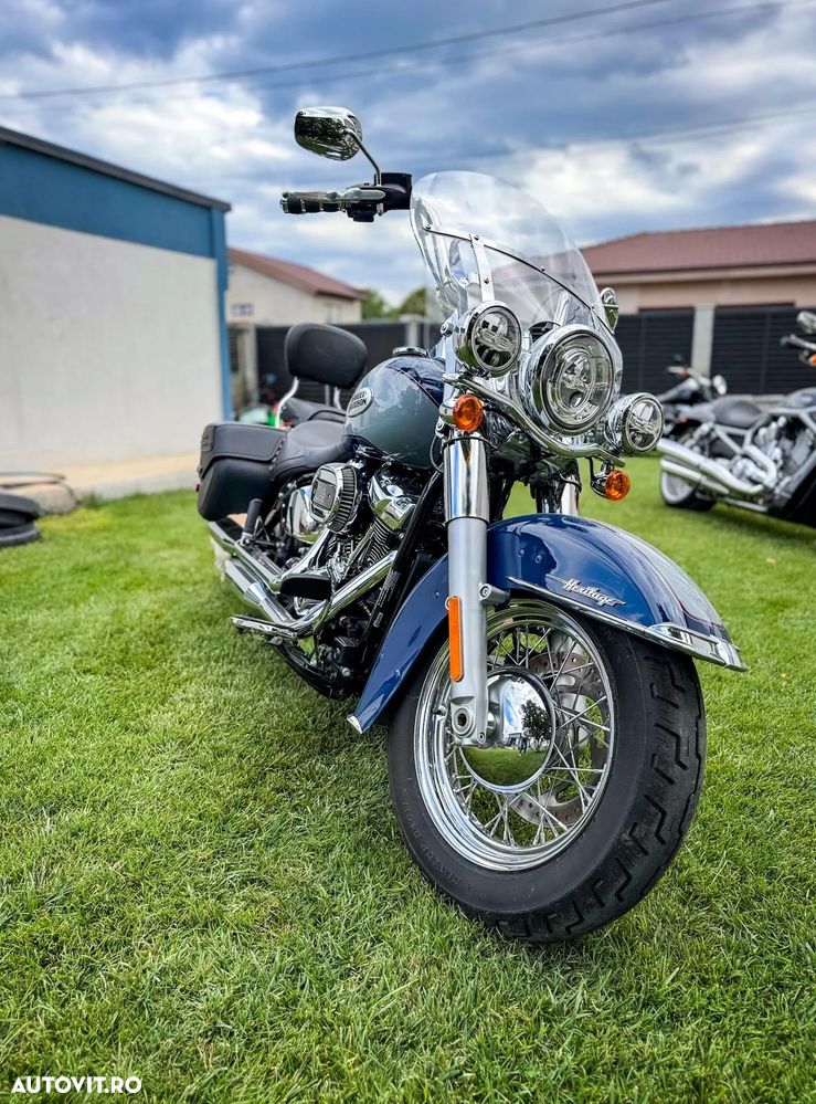 Harley-Davidson Softail Heritage Classic 114 - 1