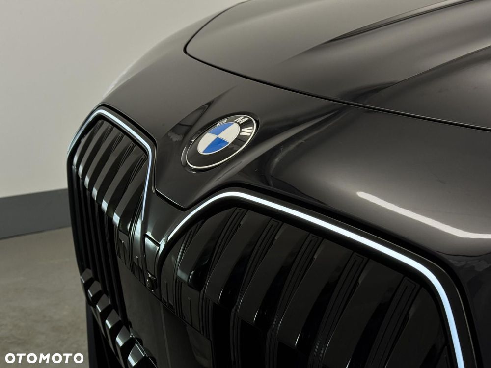 BMW Seria 7 - 10