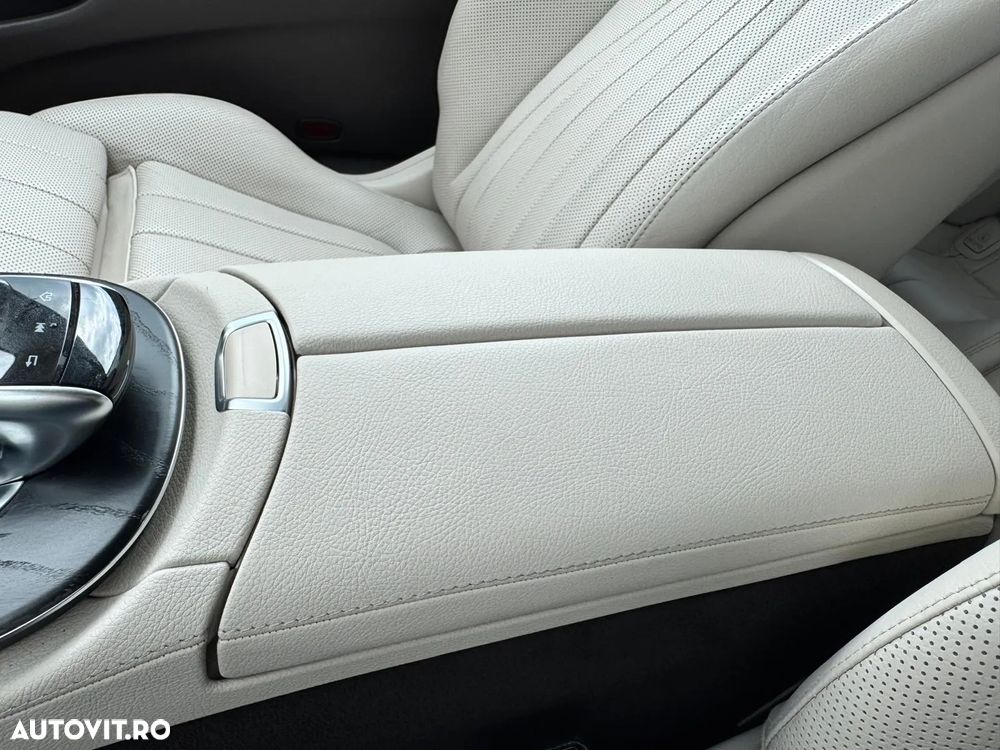 Mercedes-Benz E 400 4Matic Coupe 9G-TRONIC AMG Line - 38