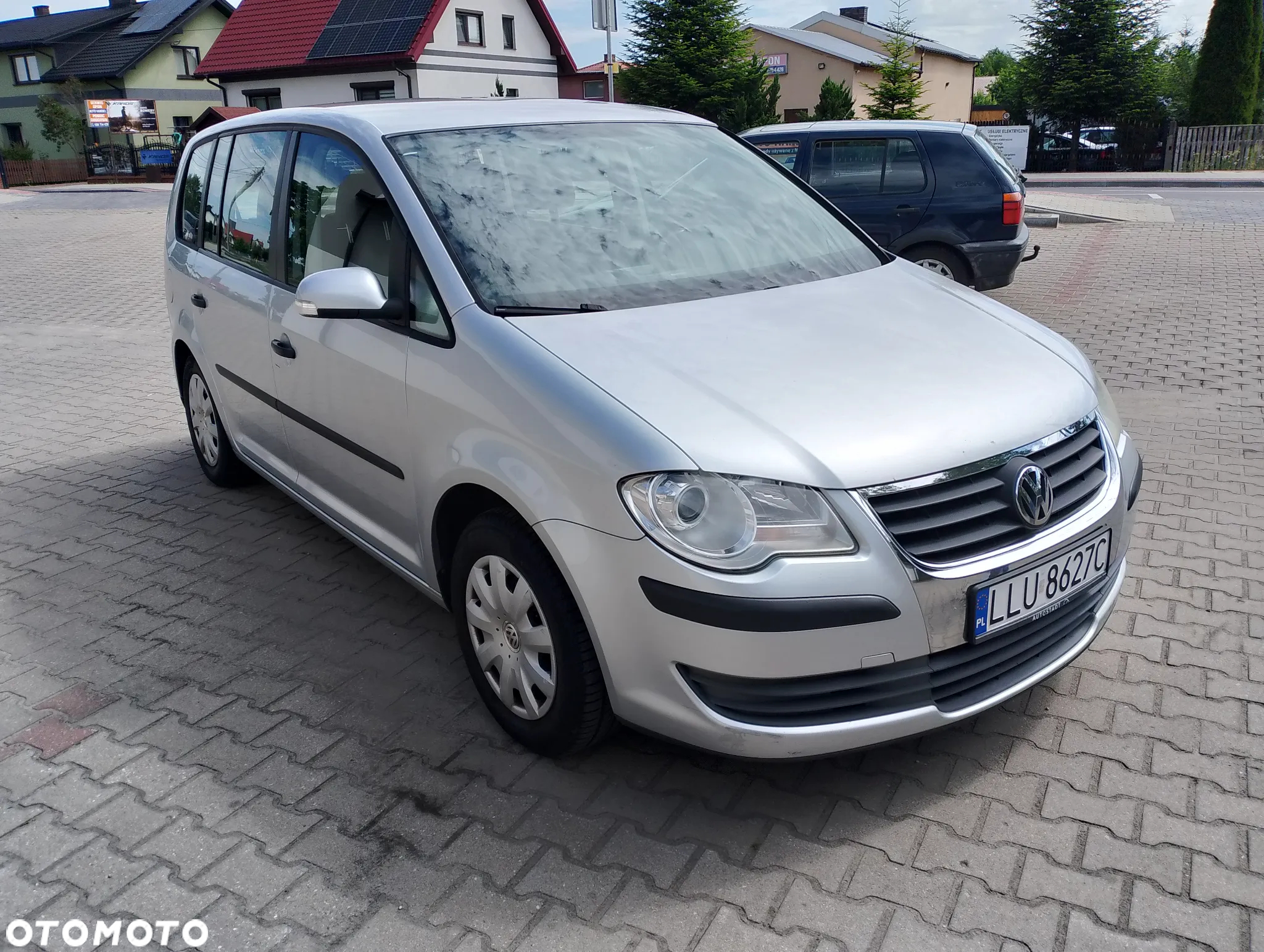 Volkswagen Touran - 2