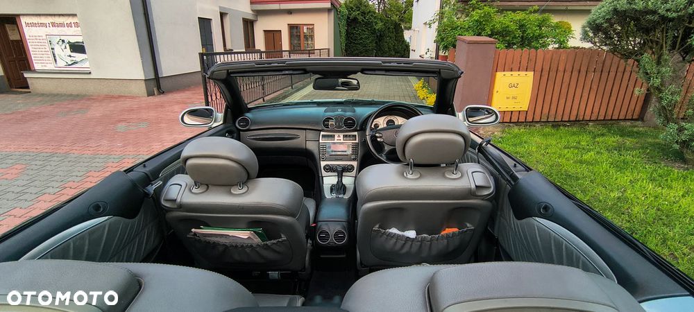 Mercedes-Benz CLK - 6