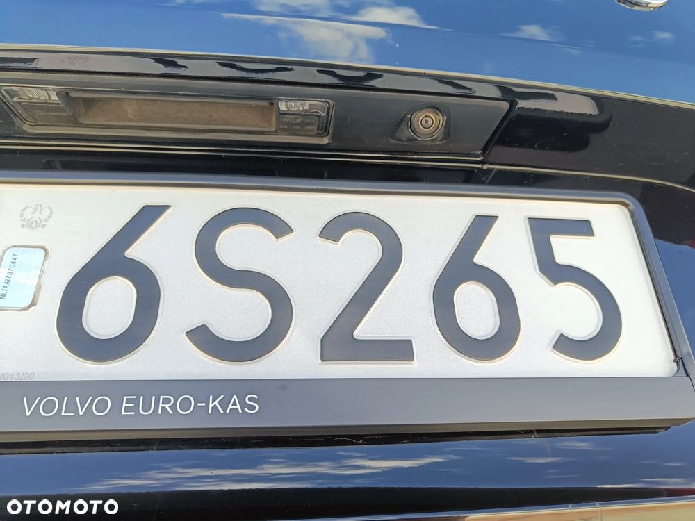Volvo XC 60 T6 Plug-In Hybrid AWD Inscription Expression - 20